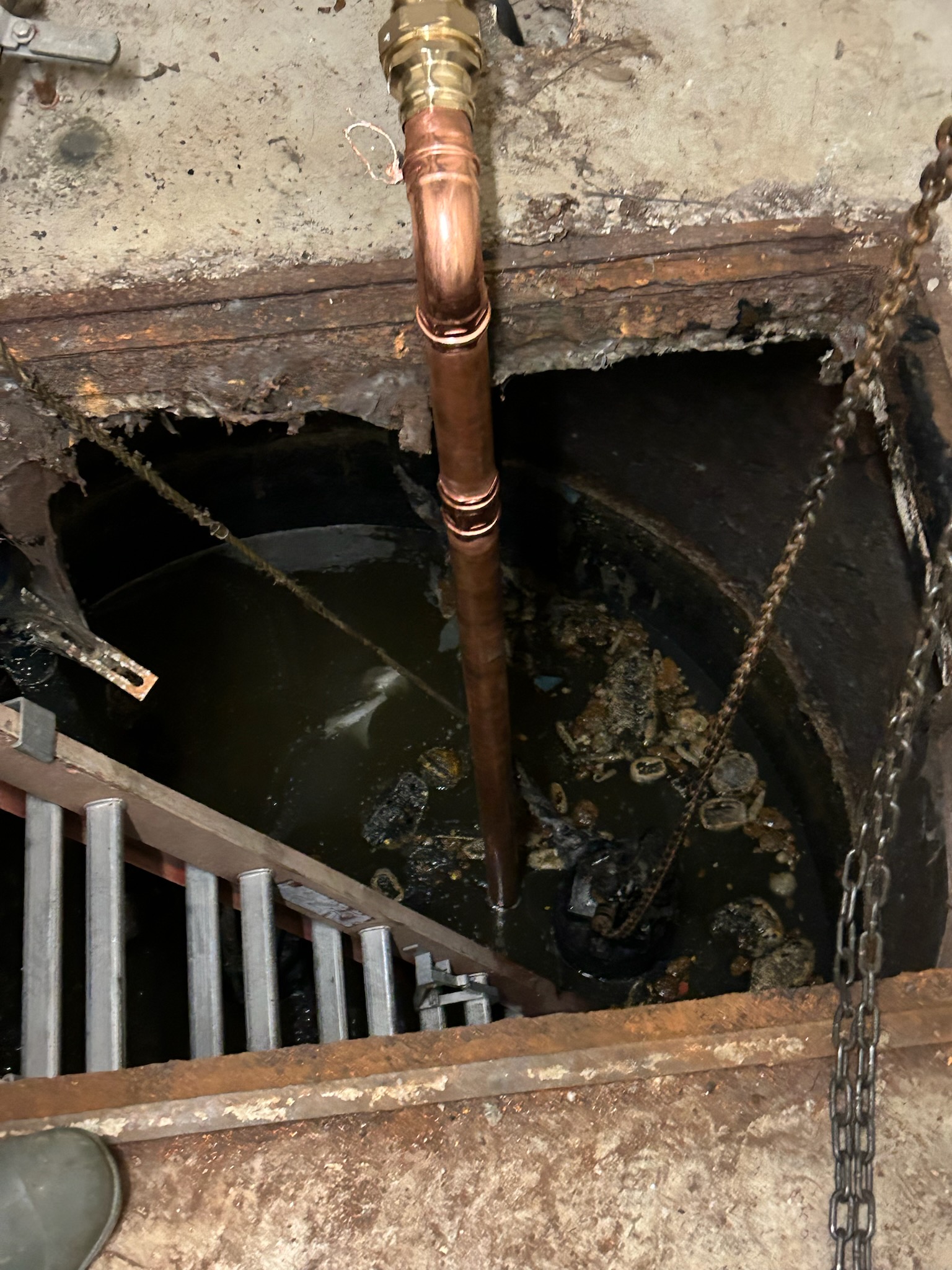 Sewage Pit, Broken Pumps Sewage Pumps Ottawa